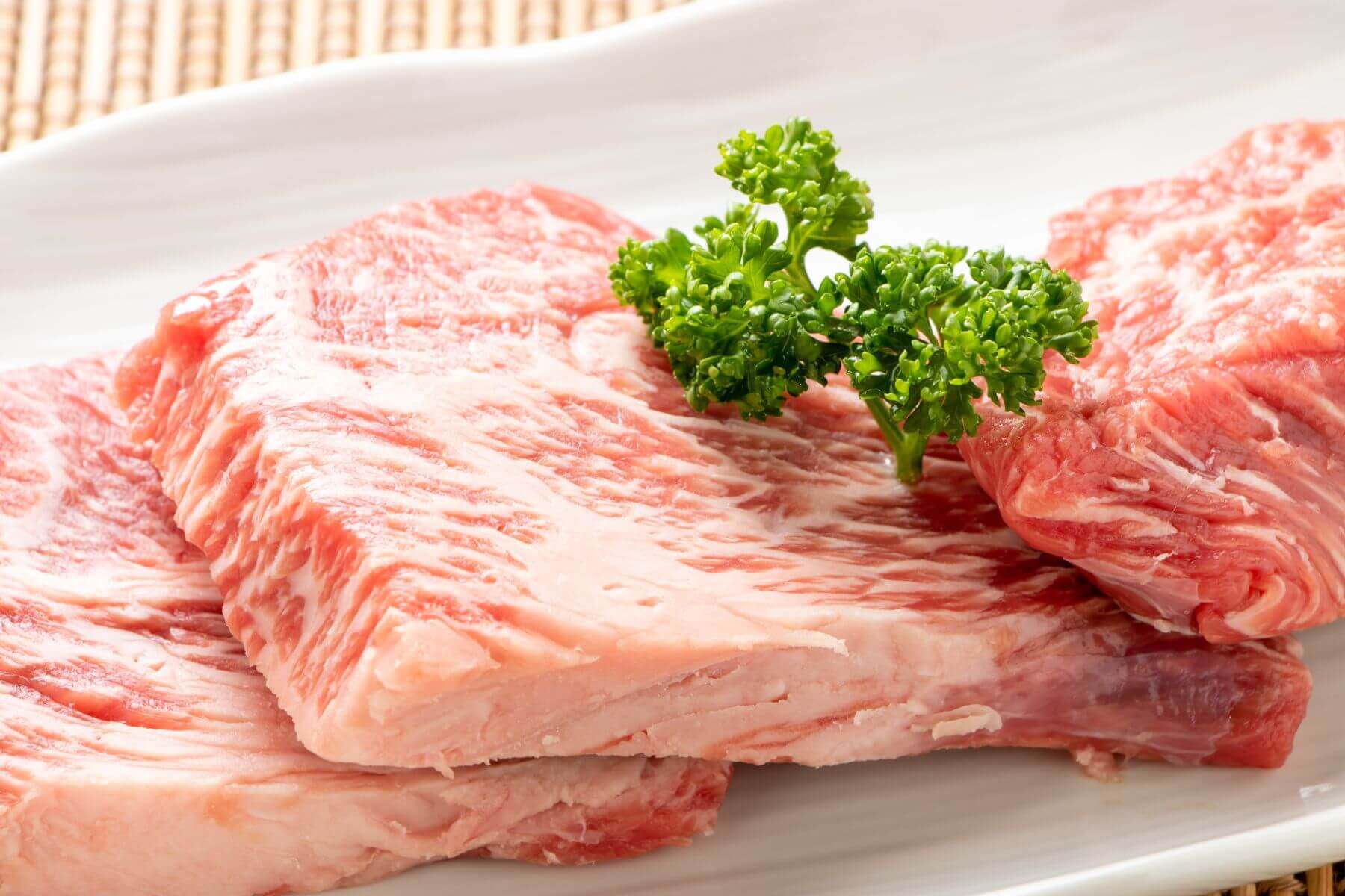 「飽和脂肪酸」は、食べすぎるとLDLコレステロールが増加する
